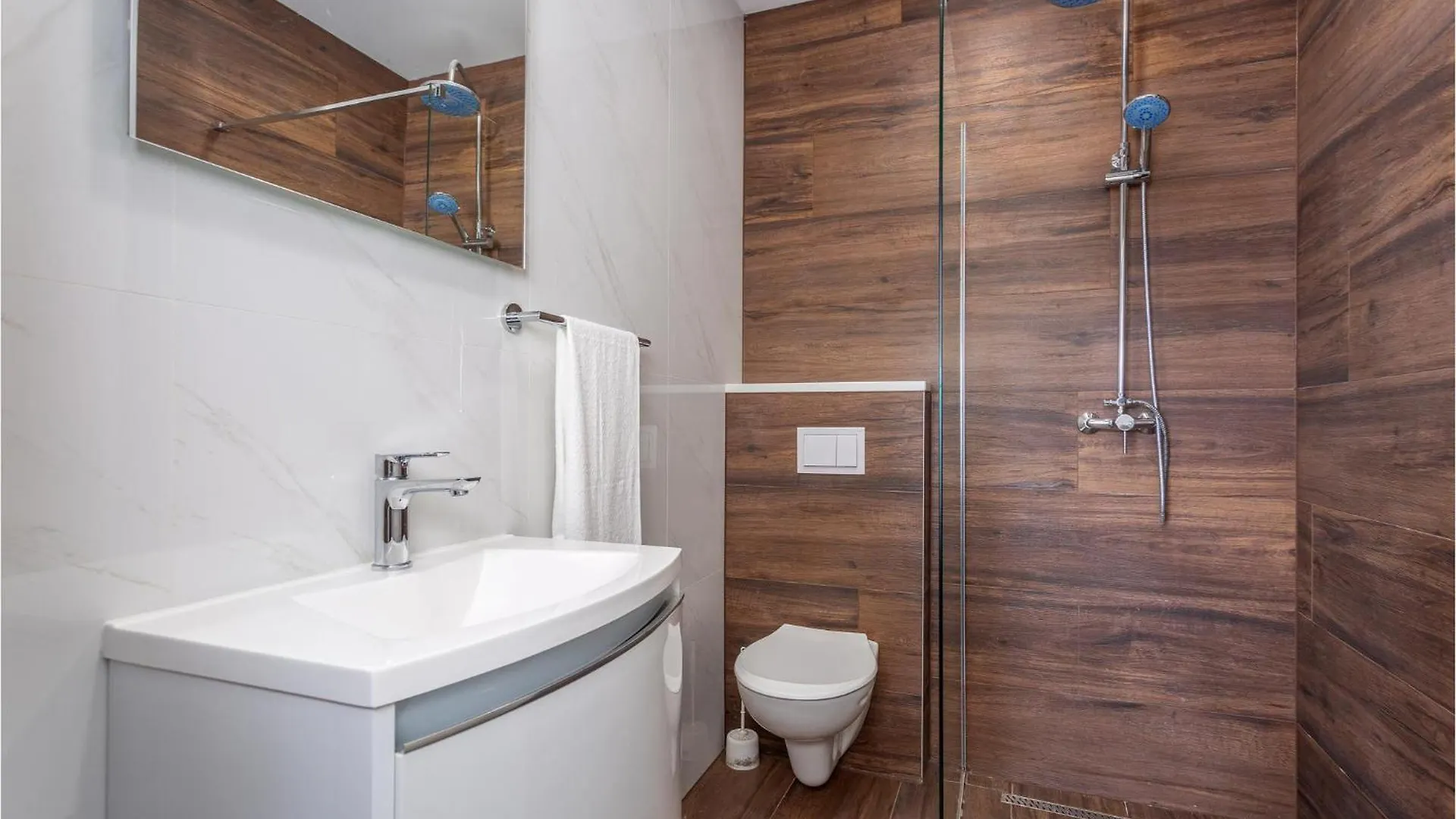 Holiday home Amazing Home In Rukavac With Kitchen